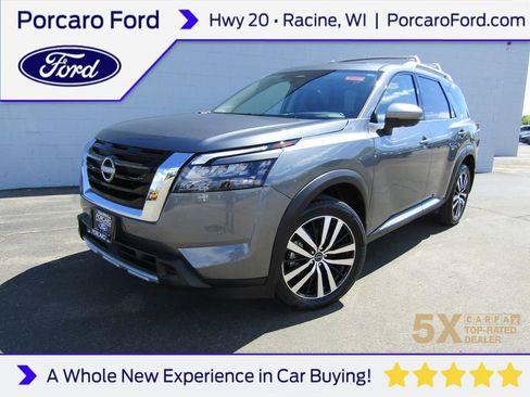 Used 2025 Nissan Pathfinder Platinum w/ Cargo Package AWD/4WD image 1