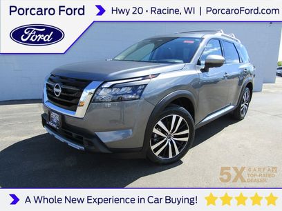 Used 2025 Nissan Pathfinder Platinum w/ Cargo Package