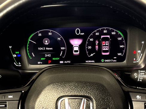 Used 2024 Honda Accord Touring image 17