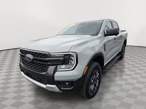 Used 2024 Ford Ranger XLT w/ Technology Package image 3