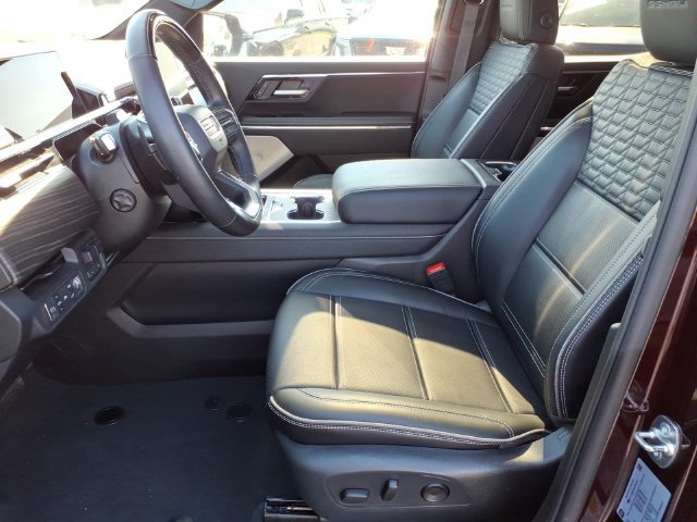Used 2025 GMC Sierra EV Denali AWD/4WD image 5