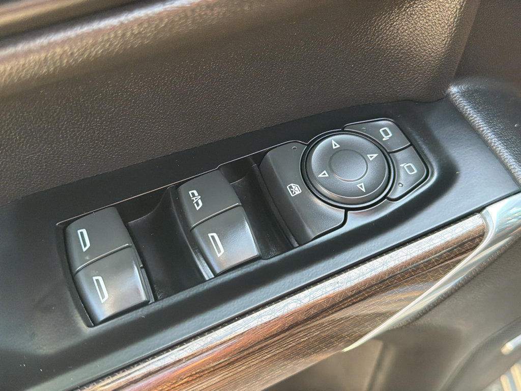 Used 2019 Chevrolet Silverado 1500 LT Trail Boss AWD/4WD image 12