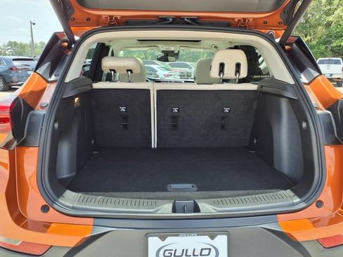 Used 2023 Buick Encore GX Essence w/ Experience Buick Package FWD image 7