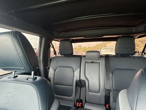 Used 2022 Ford Bronco Outer Banks AWD/4WD image 10