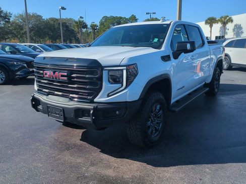 Used 2024 GMC Sierra 1500 AT4X image 8