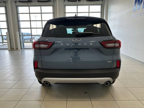 New 2026 Ford Escape SE w/ PHEV Premium Package FWD image 36