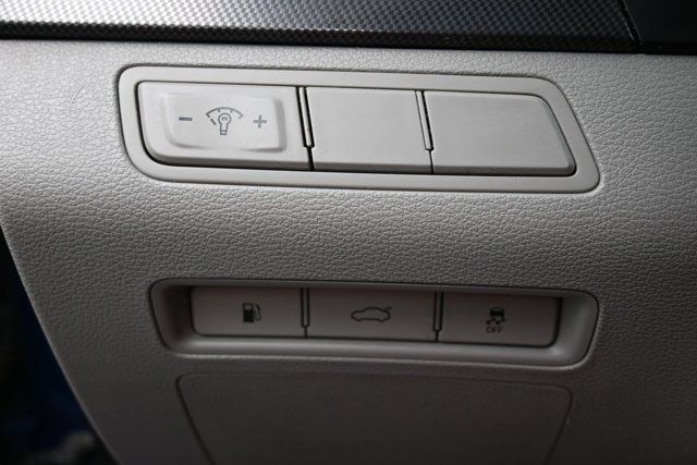 Used 2017 Hyundai Sonata Sport w/ Value Edition Package 02 FWD image 31