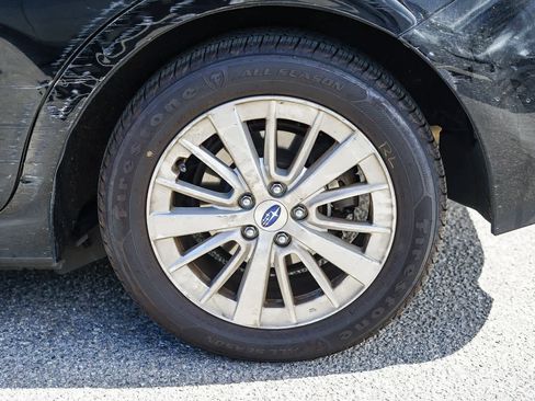 Used 2018 Subaru Impreza 2.0i Premium image 11