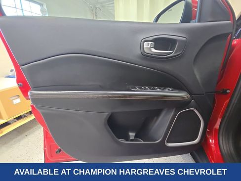 Used 2018 Jeep Compass Limited w/ Navigation Group AWD/4WD image 30