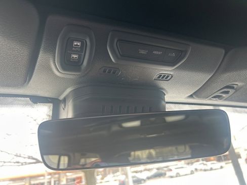 Used 2022 Jeep Wrangler Unlimited Sahara w/ Cold Weather Group image 13