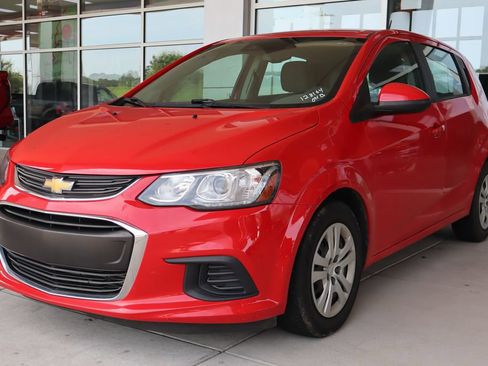Used 2020 Chevrolet Sonic LT FWD image 3