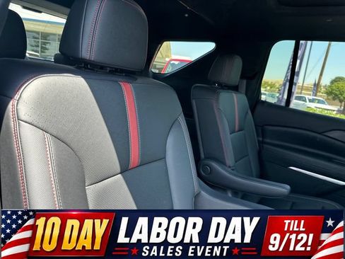 Certified 2024 Chevrolet Traverse RS w/ LPO, Floor Liner Package FWD image 27
