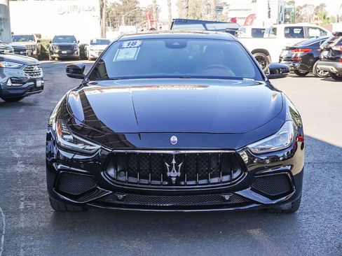 Used 2018 Maserati Ghibli S GranSport Q4 AWD/4WD image 2