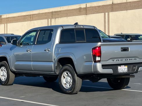 Certified 2022 Toyota Tacoma SR image 7