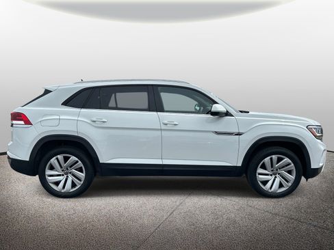 Used 2023 Volkswagen Atlas Cross Sport SE AWD/4WD image 5