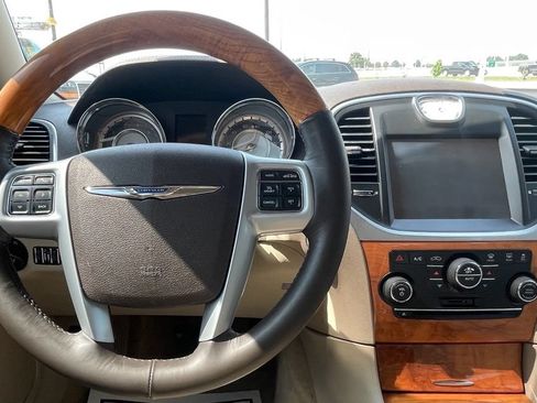 Used 2014 Chrysler 300 C w/ Beats Audio Group RWD image 14