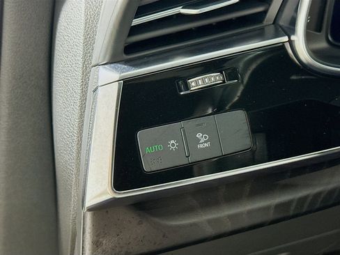 Used 2022 Audi Q7 3.0T Premium Plus w/ Premium Plus Package image 14