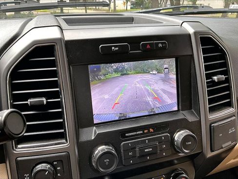Used 2020 Ford F150 XLT w/ Equipment Group 302A Luxury AWD/4WD image 13