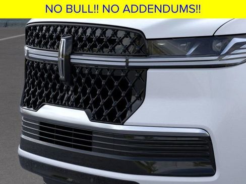 New 2025 Lincoln Navigator Reserve w/ Jet Appearance Package image 18