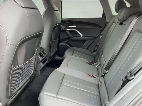 New 2025 Audi Q5 Premium Plus image 13
