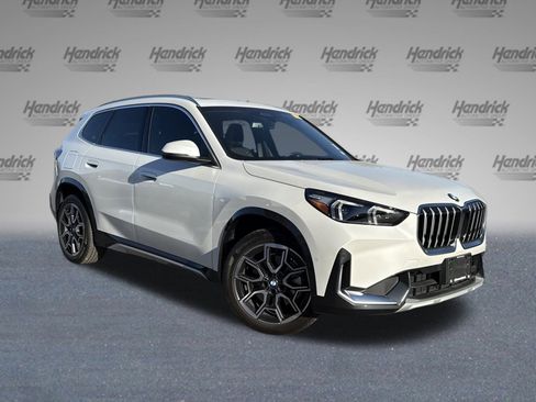 Certified 2025 BMW X1 xDrive28i w/ Convenience Package image 2