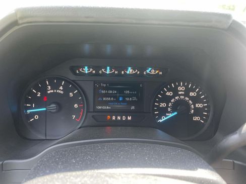 Used 2019 Ford F150 XL w/ Equipment Group 101A Mid AWD/4WD image 19