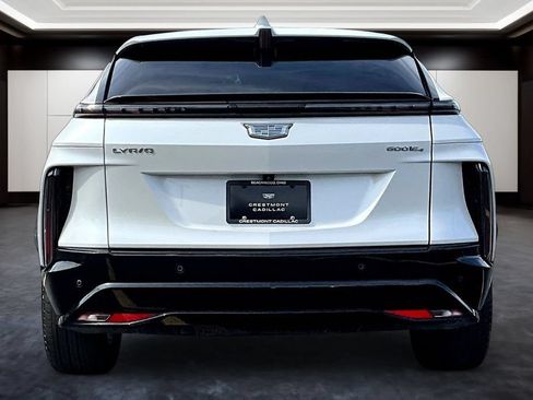 Certified 2024 Cadillac Lyriq Sport w/ LPO, Floor Liner Package AWD/4WD image 5