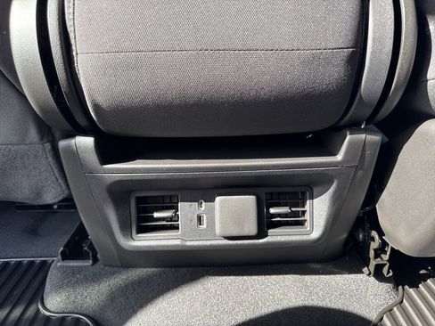 New 2026 GMC Sierra 1500 Elevation image 12