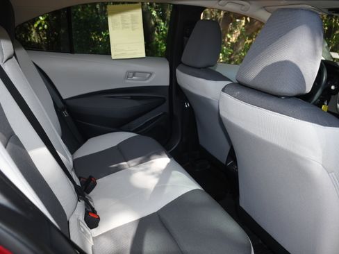 Certified 2024 Toyota Corolla LE image 17