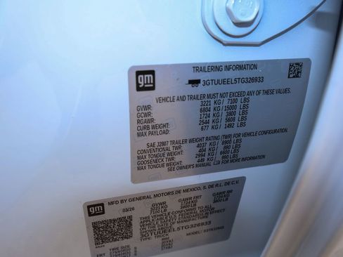 New 2026 GMC Sierra 1500 AT4 AWD/4WD image 38