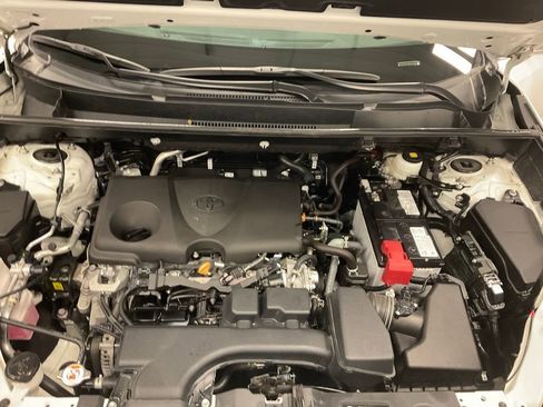 Used 2024 Toyota RAV4 XLE image 37