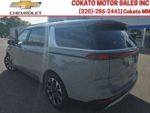 Used 2024 Kia Carnival EX FWD image 5