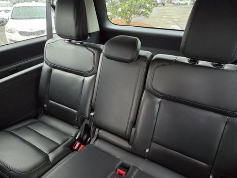Used 2025 Ford Expedition Max Platinum AWD/4WD image 18