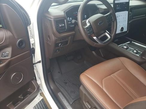 Used 2024 Ford Expedition Max King Ranch AWD/4WD image 12