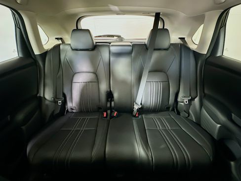 Used 2027 Honda HR-V EX-L image 30