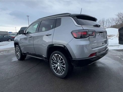 Used 2023 Jeep Compass Limited w/ Elite Group image 6