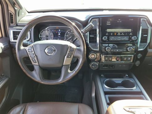 Used 2021 Nissan Titan Platinum Reserve w/ Moonroof Package image 10