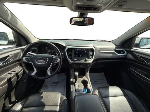 Used 2017 GMC Acadia SLT w/ LPO, Floor Liner Package FWD image 21