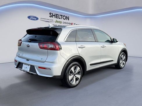 Used 2019 Kia Niro LX image 5