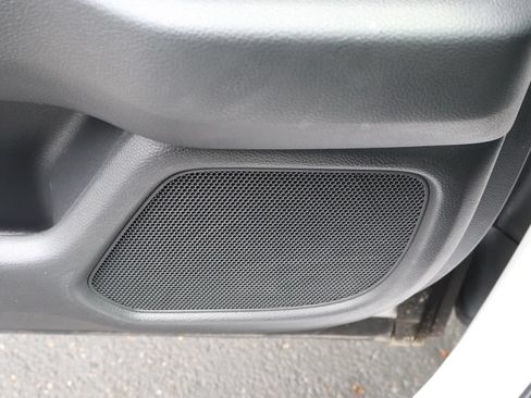 Used 2025 Honda Pilot EX-L image 39