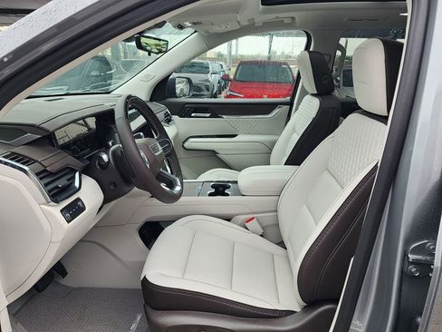 New 2026 GMC Acadia Denali w/ Super Cruise Package AWD/4WD image 16