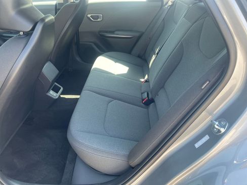 Used 2025 Kia K4 LXS FWD image 23