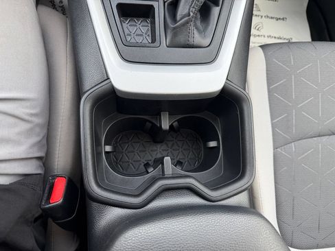 Certified 2023 Toyota RAV4 XLE w/ Convenience Package AWD/4WD image 16