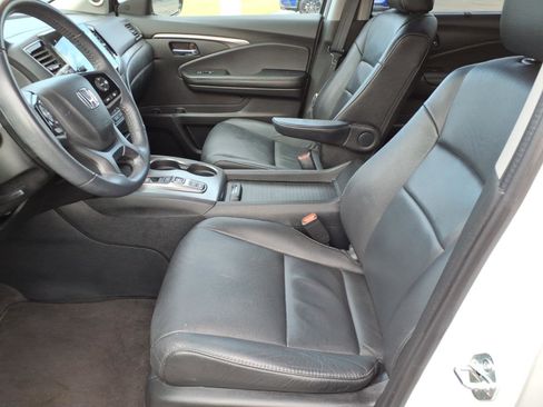 Certified 2022 Honda Pilot Special Edition image 8