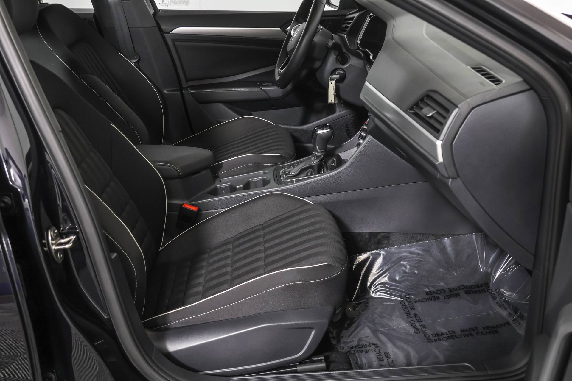 Used 2024 Volkswagen Jetta Sport FWD image 44