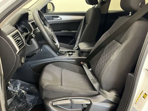 Used 2021 Volkswagen Atlas S image 11