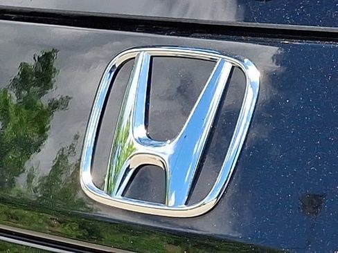 Certified 2025 Honda Pilot Touring image 30