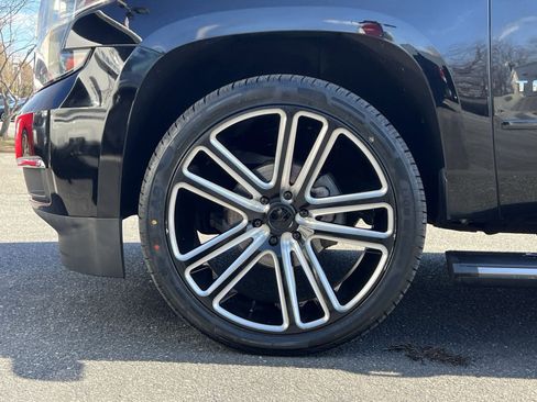 Used 2016 Chevrolet Tahoe LTZ image 10