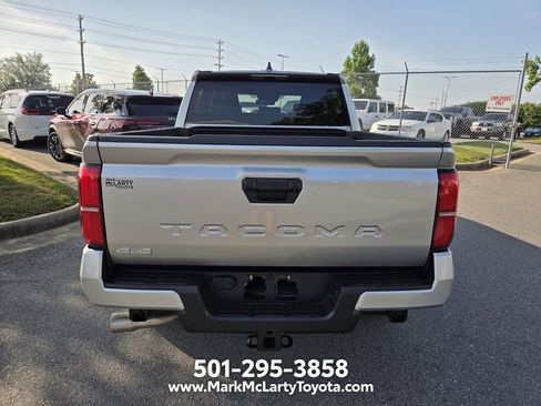 Used 2026 Toyota Tacoma SR5 AWD/4WD image 6