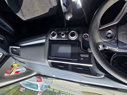 Used 2015 Honda Fit EX image 18